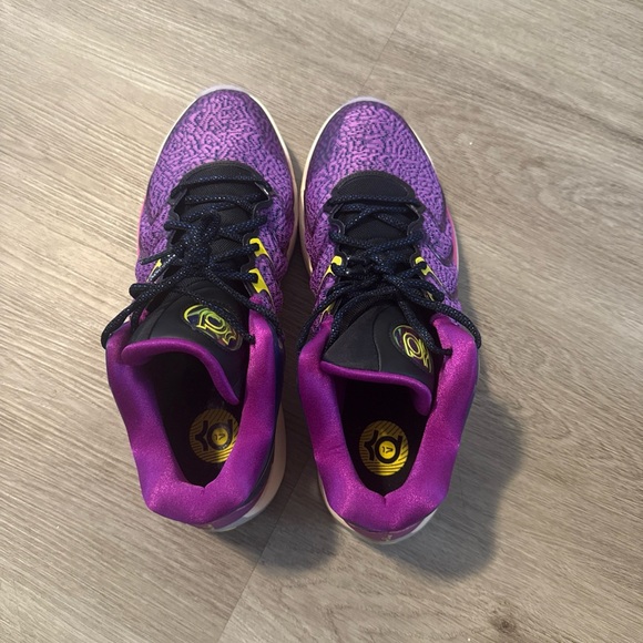 Nike KD 17Travel Ball Size 11.5
